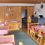 Praxmarer Gæstehus 3*