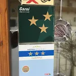 ゲストハウス Praxmarer 3*
