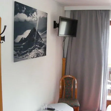 Praxmarer Guest house 3*